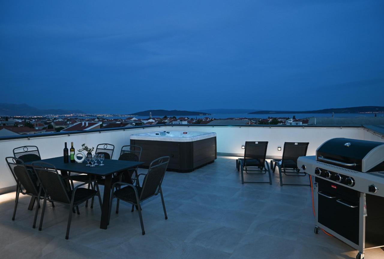 Rooftop New Castel 2023 Kaštela Eksteriør bilde