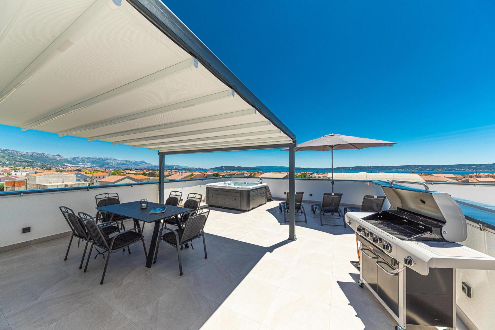 Rooftop New Castel 2023 Kaštela Eksteriør bilde